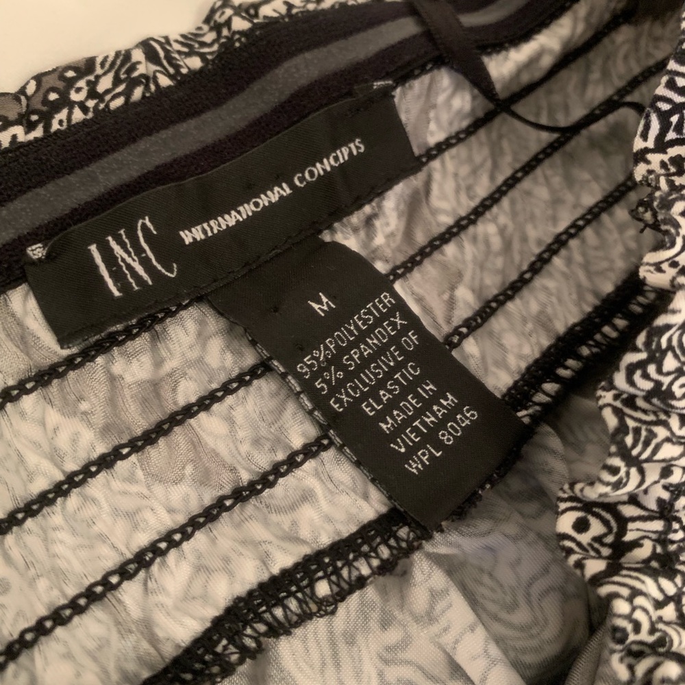 Gray paisley jumpsuit INC medium - Picture 2 of 8